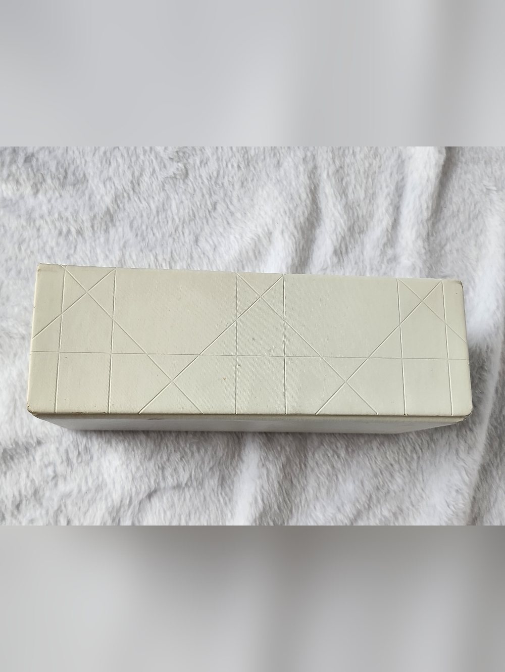 Dior Sunglass Case & Dust Bag White And Gray - Picture 9 of 13